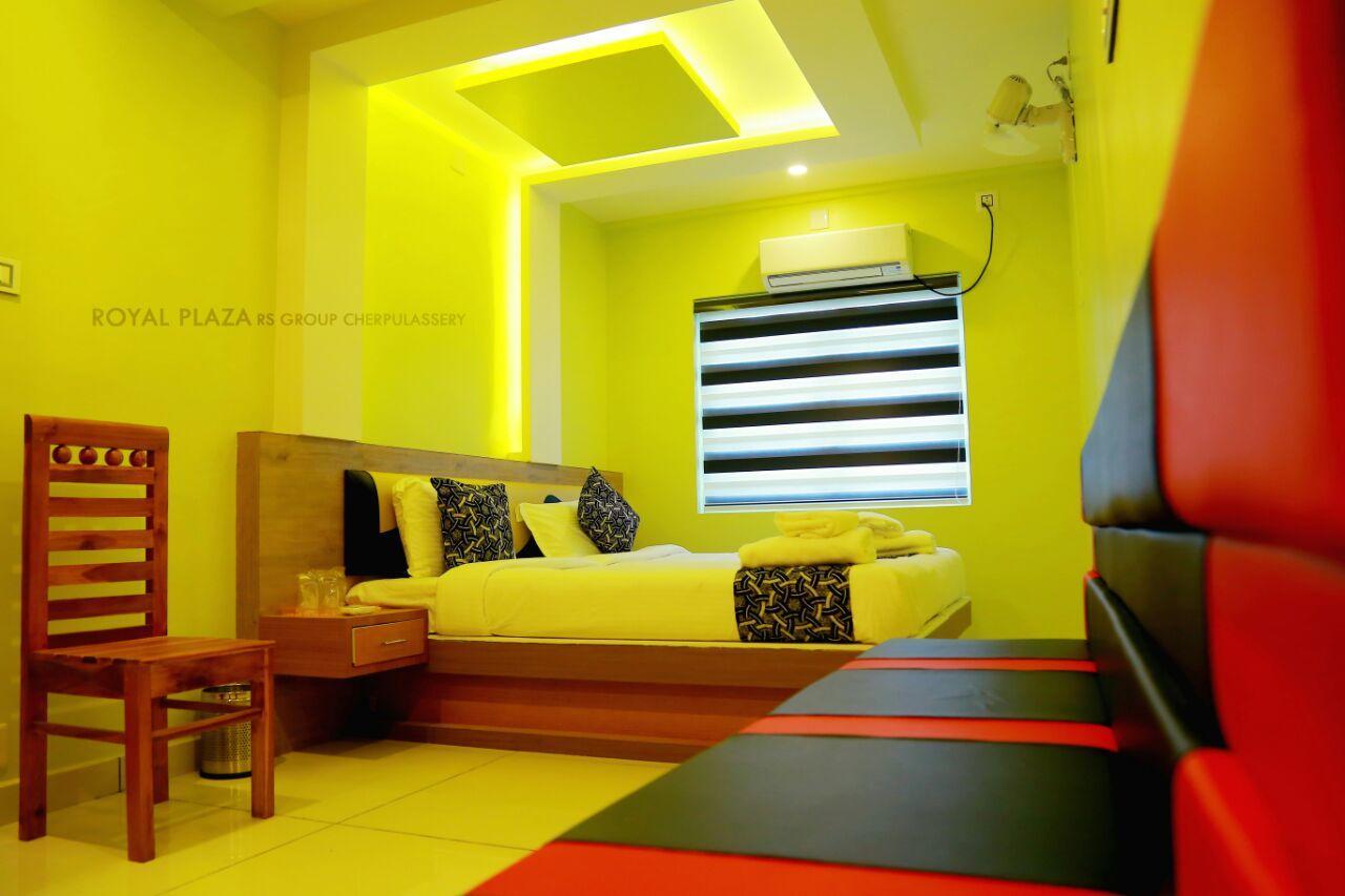 Royal Plaza Residency Hotel Cheruppulasseri Екстериор снимка